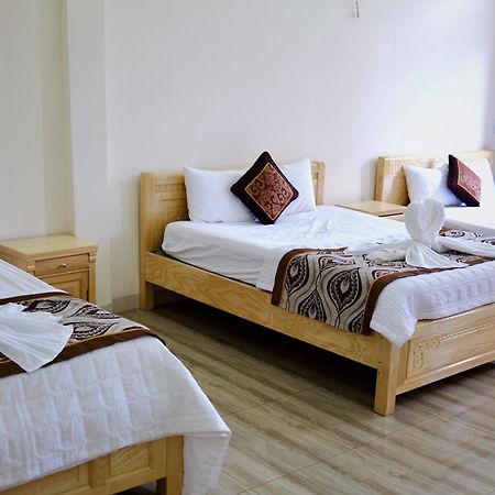Kim Ngan Hotel Буонметхуот Екстер'єр фото